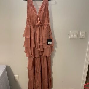 Mac Duggal ruffled dress with tags